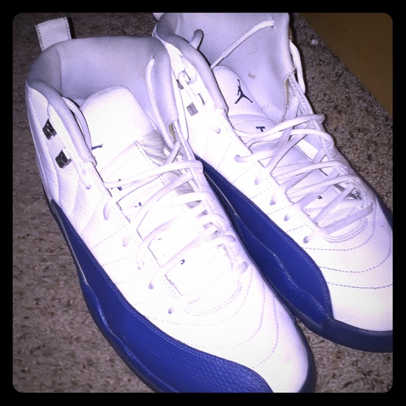 Authentic retro 12 - Picture 1 of 8